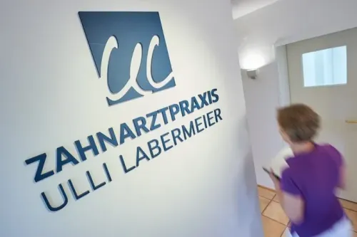 Innenansicht der Zahnarztpraxis Ulli Labermeier